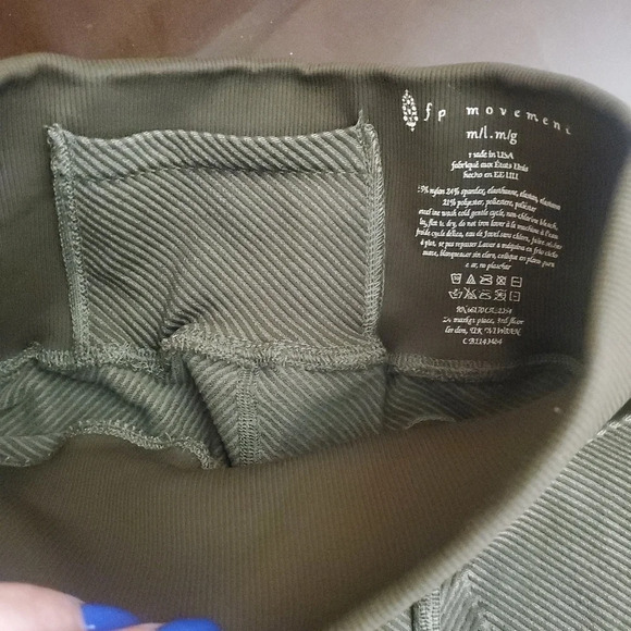 FREE PEOPLE REWIND LEGGINS - Picture 4 of 5